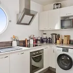 Cosy T3 With Terrace In Paris - Welkeys